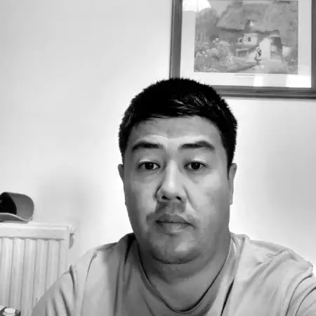 Марат, 37Великобритания