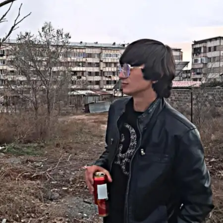 Varam, 19Армения