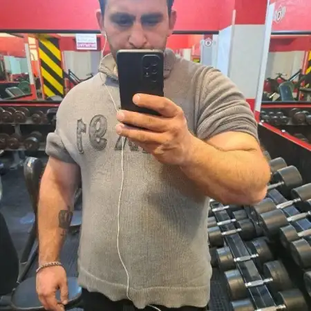 Eduard, 33Армения 