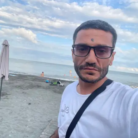Рубен, 42Россия 