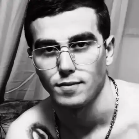 Mark, 26Армения