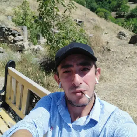 Artur, 44Армения 