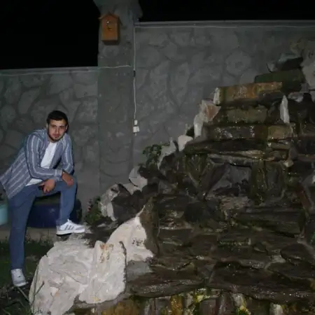 Artur, 26Армения 