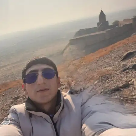 Sargis, 19Армения 