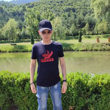 Artyom, 27Армения 