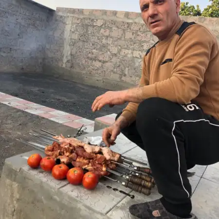 Aram, 55Армения 