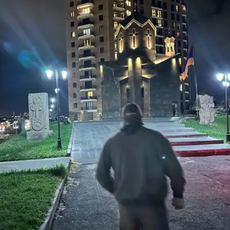 Rafo, 27Армения