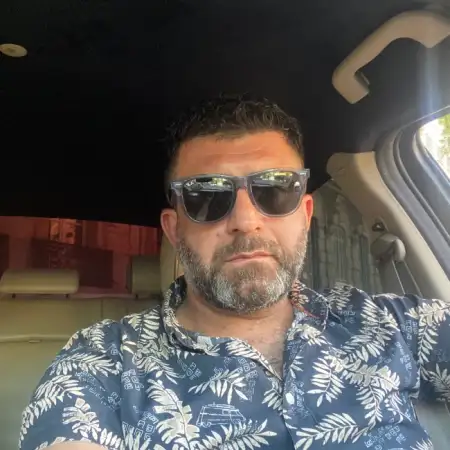 Armen, 40Франция 