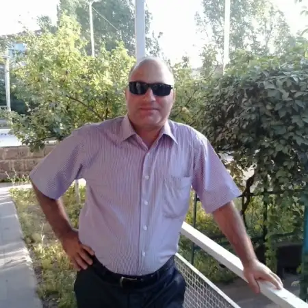 Artur, 48Армения 