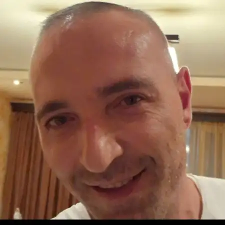 Karen, 43Армения 