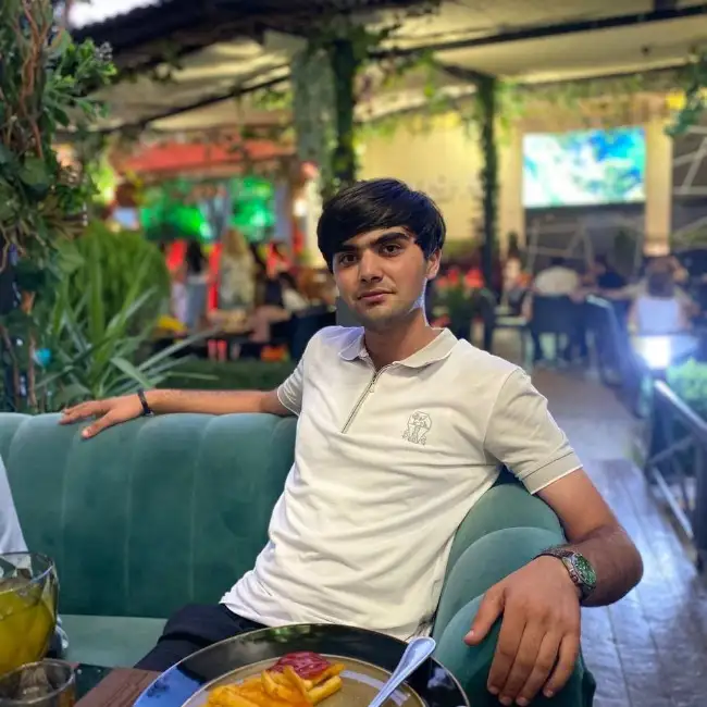 Nairi, 20, Армения - ImSer