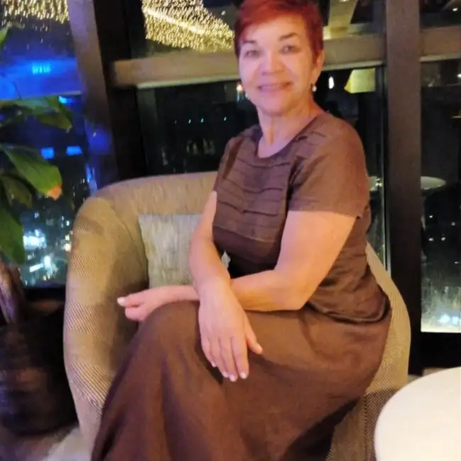 Лариса, 63