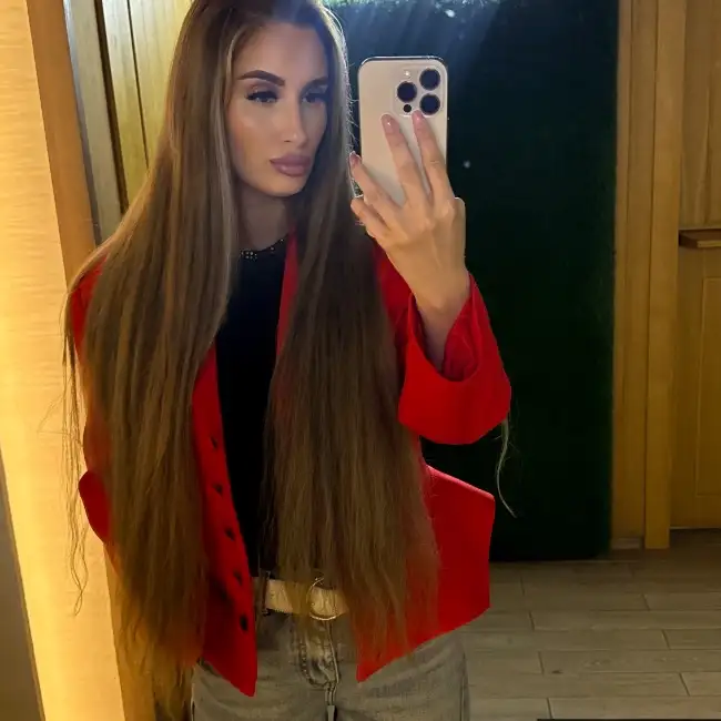 Анастасия · 28 ·           