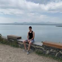 Davit, 19 лет Армения, Ереван  ищет для знакомства  Женщину
